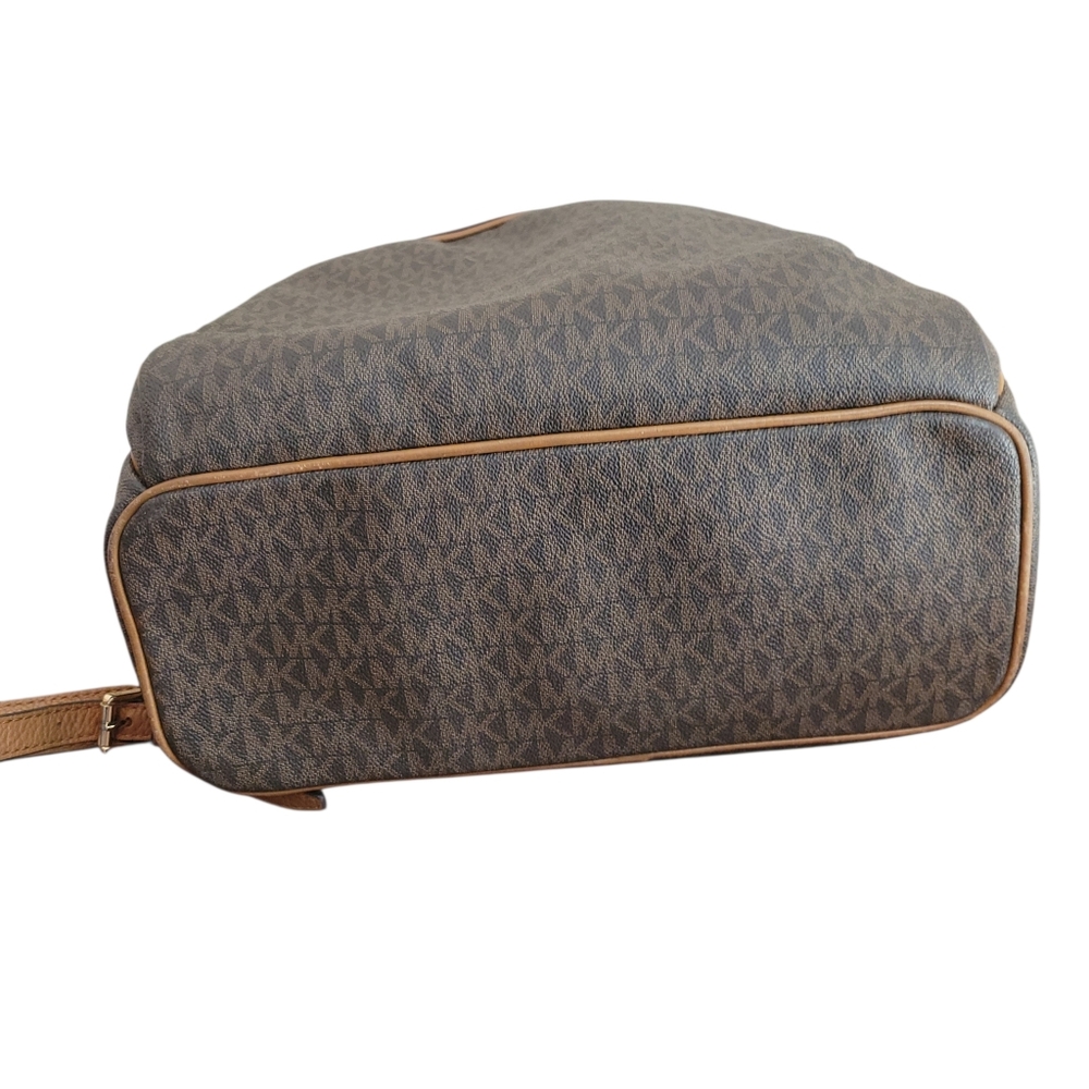 ​Michael Kors Abbey Medium Backpack Brown Signature MK Logo Print Gold Hardware - Picture 8 of 13